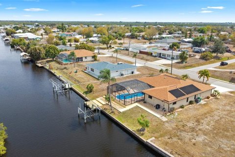 Villa ou maison à vendre à Punta Gorda, Floride: 3 chambres, 188.87 m2 № 2113164 - photo 2