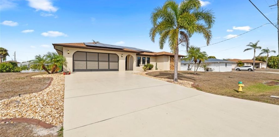 Villa ou maison à Punta Gorda, Floride 3 chambres, 188.87 m2 № 2113164