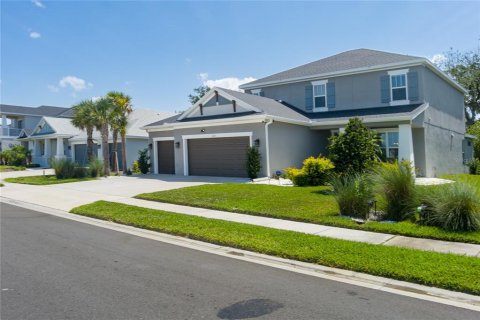 House in Palmetto, Florida 4 bedrooms, 243.78 sq.m. № 1674048 - photo 2