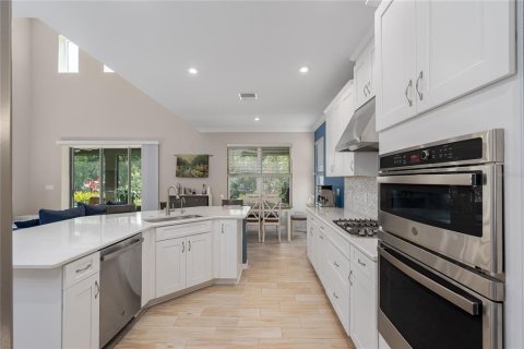 House in Palmetto, Florida 4 bedrooms, 243.78 sq.m. № 1674048 - photo 9