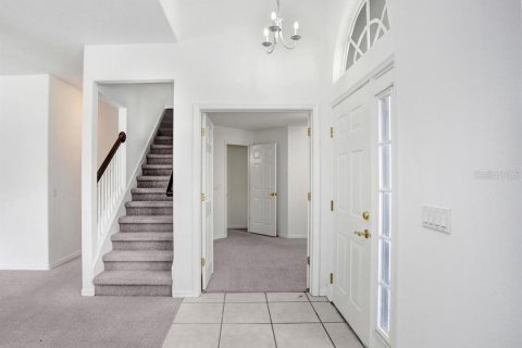 House in Brandon, Florida 5 bedrooms, 243.22 sq.m. № 2092749 - photo 3