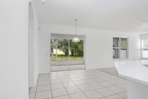 House in Brandon, Florida 5 bedrooms, 243.22 sq.m. № 2092749 - photo 15
