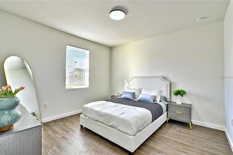 Condo in Gainesville, Florida, 3 bedrooms № 2409950 - photo 12