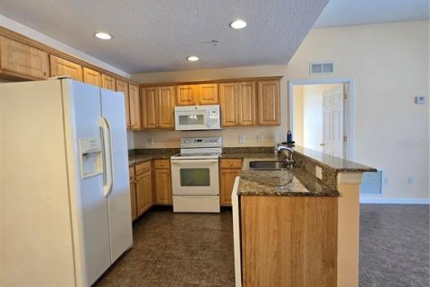 Condo in Bradenton, Florida, 3 bedrooms  № 2229550 - photo 7
