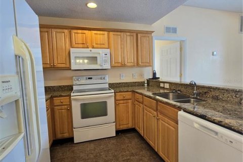 Condo in Bradenton, Florida, 3 bedrooms  № 2229550 - photo 8