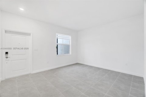 Adosado en venta en Homestead, Florida, 3 dormitorios, 137.77 m2 № 2439093 - foto 8