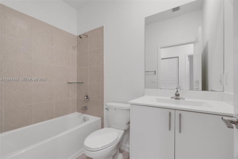 Adosado en venta en Homestead, Florida, 3 dormitorios, 137.77 m2 № 2439093 - foto 21