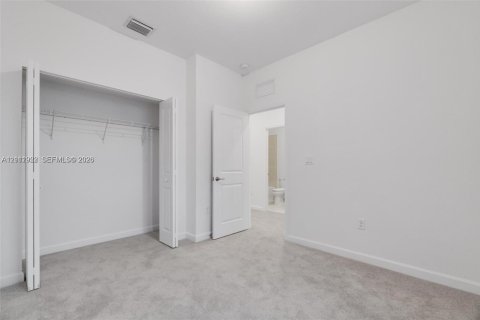 Adosado en venta en Homestead, Florida, 3 dormitorios, 137.77 m2 № 2439093 - foto 20