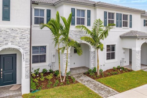 Adosado en venta en Homestead, Florida, 3 dormitorios, 137.77 m2 № 2439093 - foto 27