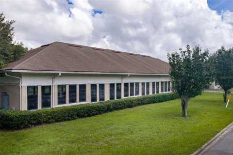 Commercial property in Jacksonville, Florida 1215.72 sq.m. № 2364078 - photo 11