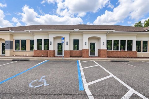 Commercial property in Jacksonville, Florida 1215.72 sq.m. № 2364078 - photo 2