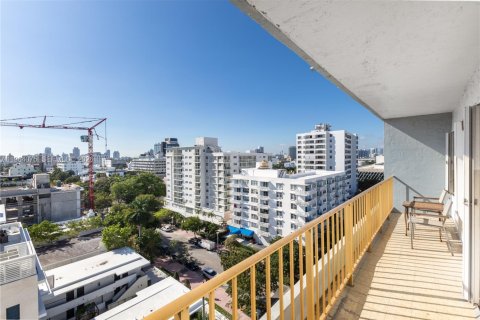 Condominio en venta en Miami Beach, Florida, 1 dormitorio, 60.85 m2 № 2025717 - foto 3