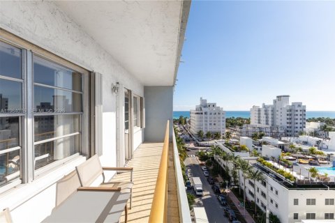 Condominio en venta en Miami Beach, Florida, 1 dormitorio, 60.85 m2 № 2025717 - foto 11