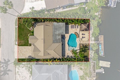 Villa ou maison à vendre à New Port Richey, Floride: 3 chambres, 202.25 m2 № 2273031 - photo 10