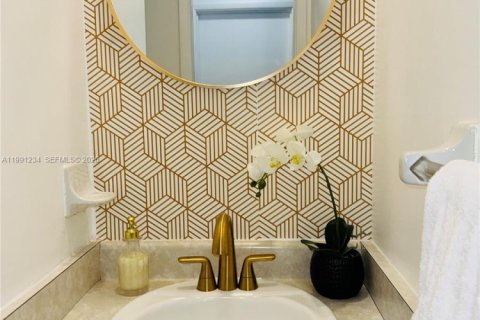 Villa ou maison à louer à Sarasota, Floride: 1 chambre, 74.23 m2 № 2154164 - photo 11