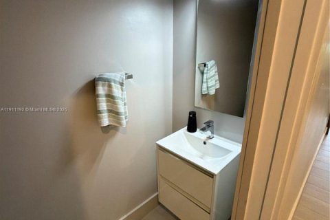 Touwnhouse à louer à Plantation, Floride: 3 chambres, 150.13 m2 № 1967209 - photo 4