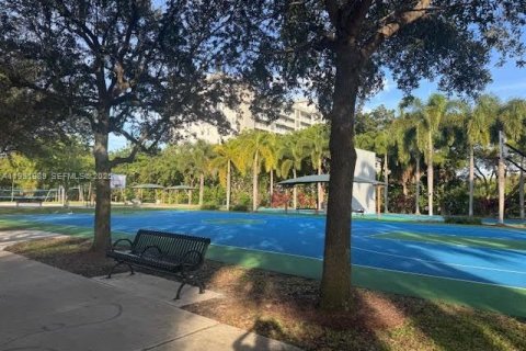 Condo in Pompano Beach, Florida, 2 bedrooms  № 1990551 - photo 28