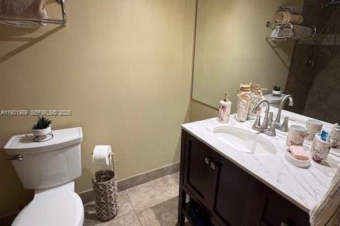 Condo in Pompano Beach, Florida, 2 bedrooms  № 1990551 - photo 11