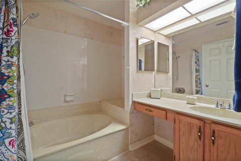 Condominio en venta en Casselberry, Florida, 3 dormitorios, 126.81 m2 № 2208115 - foto 20
