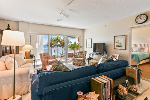 Condo in Highland Beach, Florida, 2 bedrooms  № 2190840 - photo 5