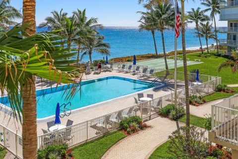 Condo in Highland Beach, Florida, 2 bedrooms  № 2190840