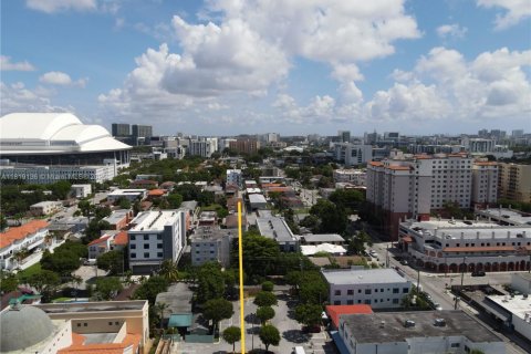 Commercial property in Miami, Florida № 1962454 - photo 6