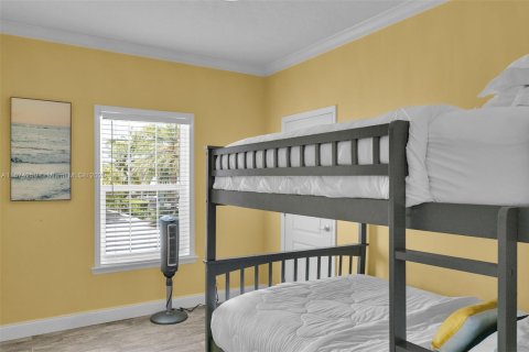 House in Islamorada, Village of Islands, Florida 3 bedrooms, 118.73 sq.m. № 2055059 - photo 9