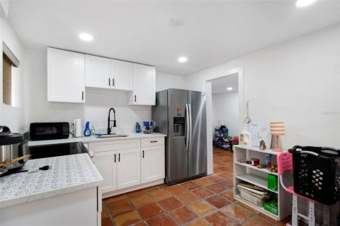 Apartamento en alquiler en Tampa, Florida, 1 dormitorio, 64.1 m2 № 1915292 - foto 4
