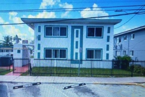 Appartement à Miami Beach, Floride 1 chambre, 781.22 m2 № 2030802