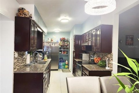 Купить виллу или дом в Апопка, Флорида 9 комнат, 151.8м2, № 1898469 - фото 12