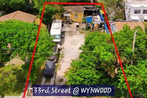 Casa en venta en Miami, Florida, 2 dormitorios, 62.71 m2 № 1820057 - foto 2