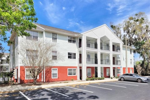 Copropriété à vendre à Gainesville, Floride: 3 chambres, 101.54 m2 № 2117977 - photo 2