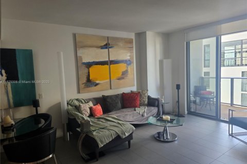 Condominio en venta en Miami, Florida, 1 dormitorio, 69.86 m2 № 1790747 - foto 22