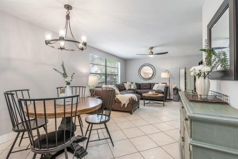 Townhouse in Fort Lauderdale, Florida 2 bedrooms, 91.04 sq.m. № 2086355 - photo 6