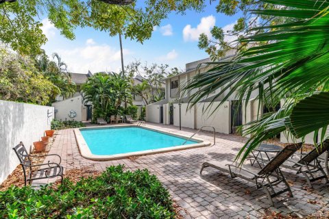 Townhouse in Fort Lauderdale, Florida 2 bedrooms, 91.04 sq.m. № 2086355 - photo 26