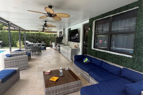 Casa en venta en Homestead, Florida, 4 dormitorios, 239.04 m2 № 2365419 - foto 18