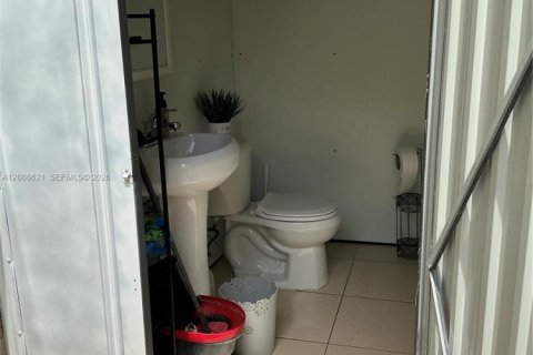 Casa en venta en Homestead, Florida, 4 dormitorios, 239.04 m2 № 2365419 - foto 22