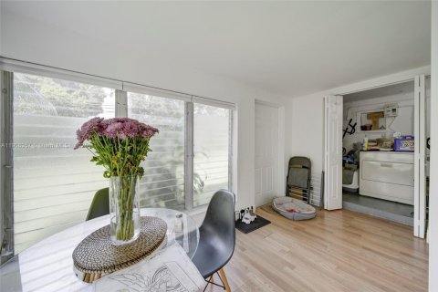 Снять в аренду виллу или дом в Мирамар, Флорида 2 спальни, 91.6м2, № 1967895 - фото 15