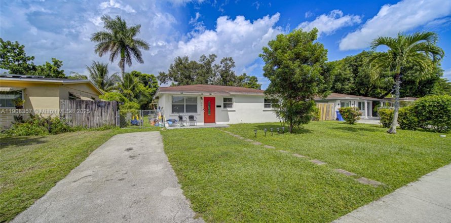 Дом в Мирамар, Флорида 2 спальни, 91.6м2 № 1967895