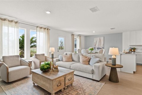 Casa en venta en Lake Wales, Florida, 5 dormitorios, 207.92 m2 № 2150298 - foto 4