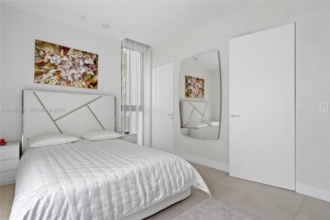 House in Sunny Isles Beach, Florida 5 bedrooms, 351.08 sq.m. № 2421991 - photo 21