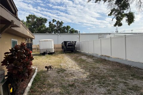 Commercial property in Tampa, Florida 118.17 sq.m. № 2093645 - photo 15