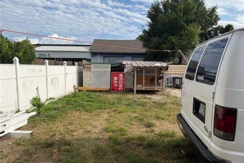 Commercial property in Tampa, Florida 118.17 sq.m. № 2093645 - photo 10