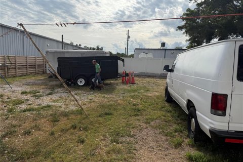 Commercial property in Tampa, Florida 118.17 sq.m. № 2093645 - photo 9