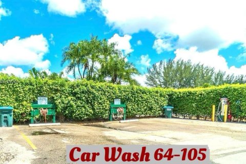 Condo in Pembroke Pines, Florida, 1 bedroom  № 1868397 - photo 29
