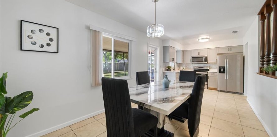 Villa ou maison à Winter Park, Floride 3 chambres, 113.34 m2 № 1903025