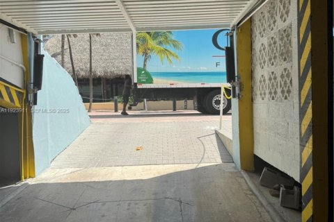 Copropriété à vendre à Hollywood, Floride: 1 chambre, 76.18 m2 № 1982325 - photo 17