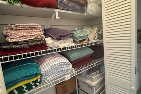 Copropriété à vendre à Hollywood, Floride: 1 chambre, 76.18 m2 № 1982325 - photo 10