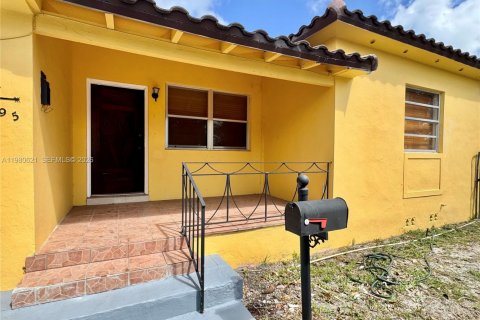 Купить виллу или дом в Майами, Флорида 2 спальни, 129.32м2, № 2048534 - фото 12