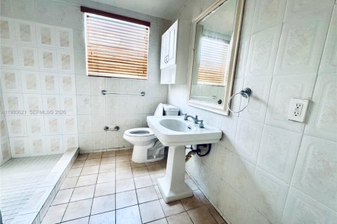 Купить виллу или дом в Майами, Флорида 2 спальни, 129.32м2, № 2048534 - фото 21